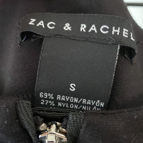 Black Zipper Pencil Skirt - Picture 5 of 6